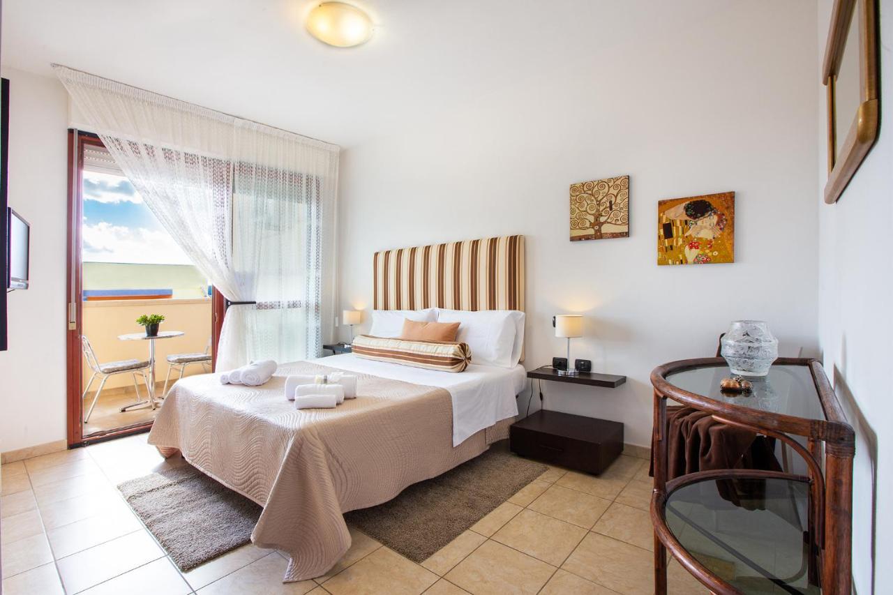 Sun&Sardinia Hotel Monserrato Luaran gambar