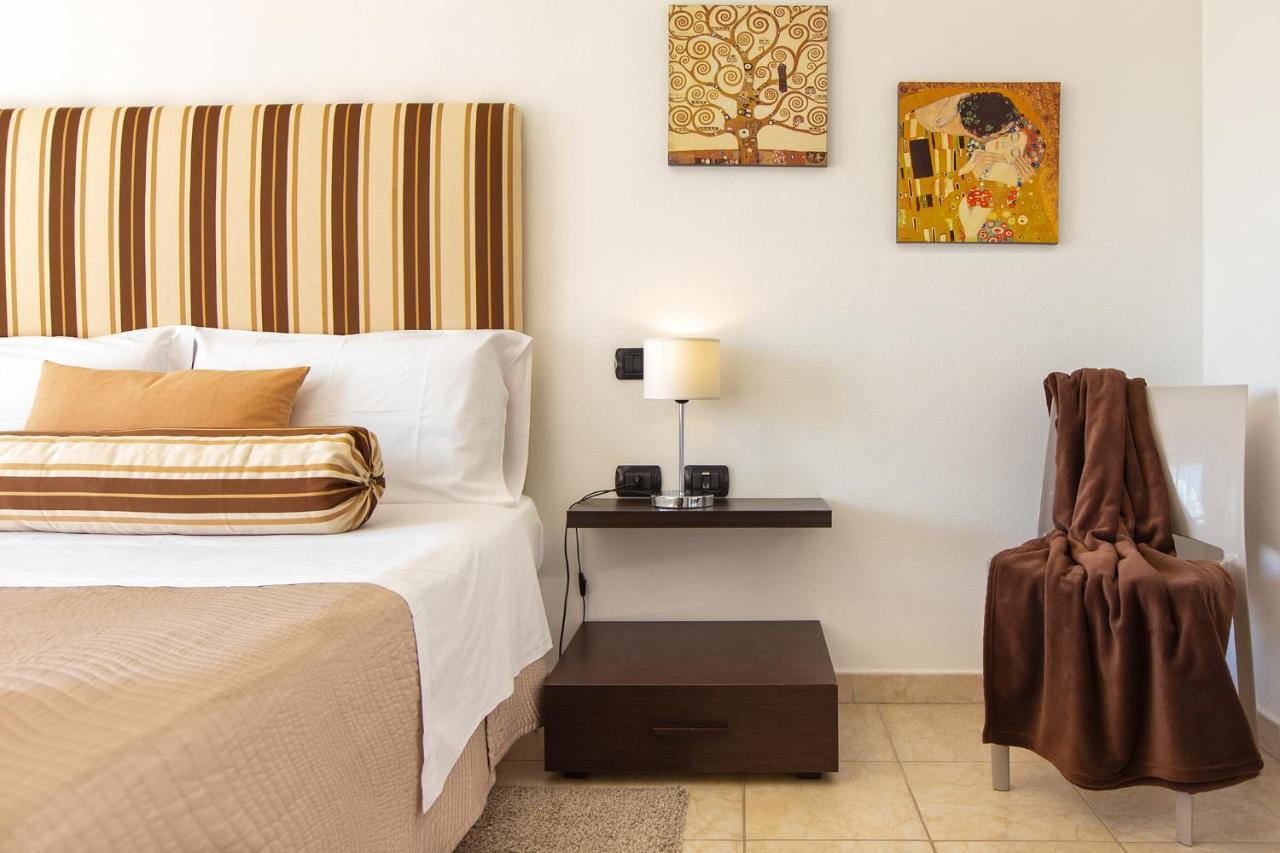 Sun&Sardinia Hotel Monserrato Luaran gambar