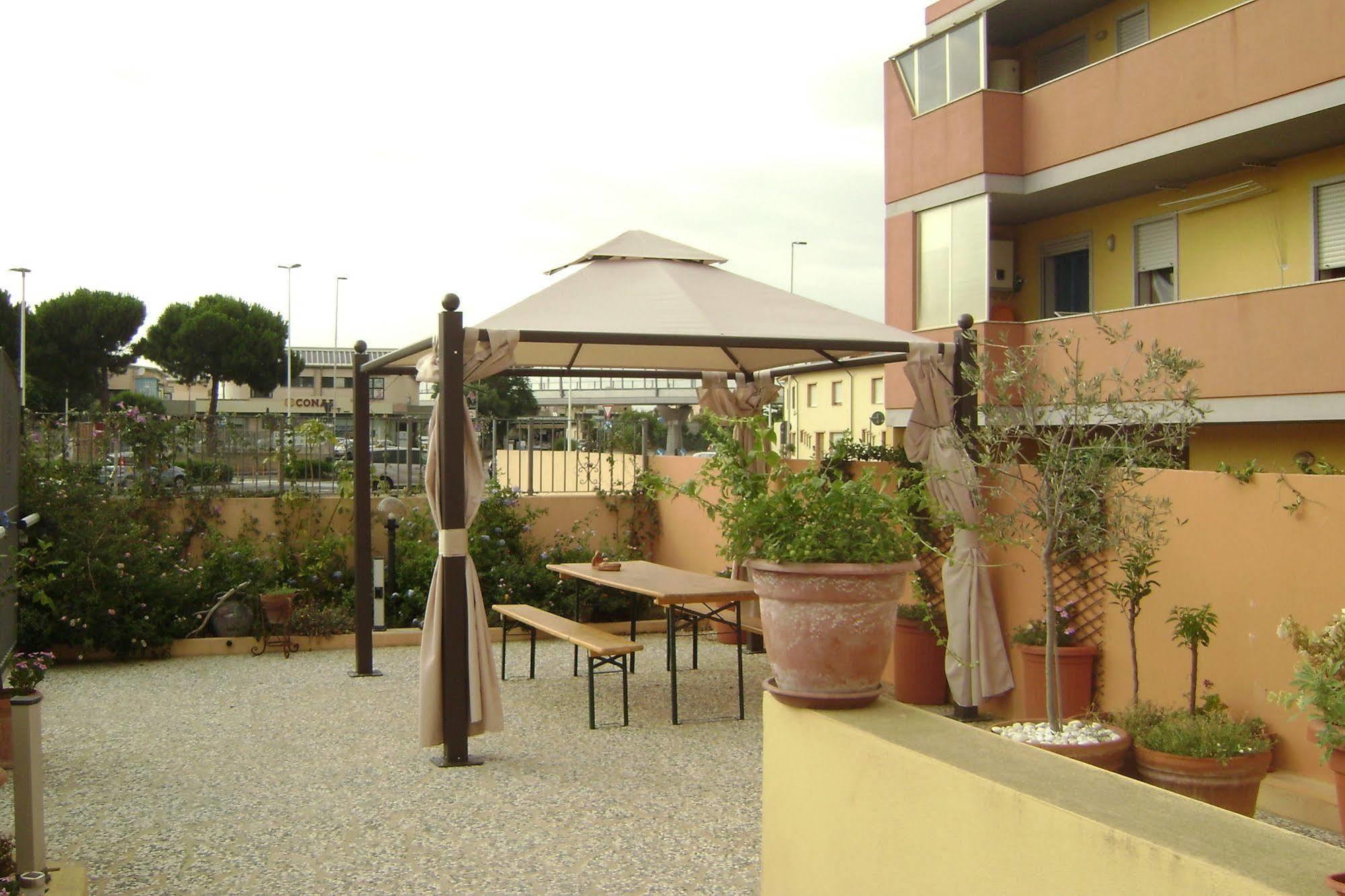 Sun&Sardinia Hotel Monserrato Luaran gambar